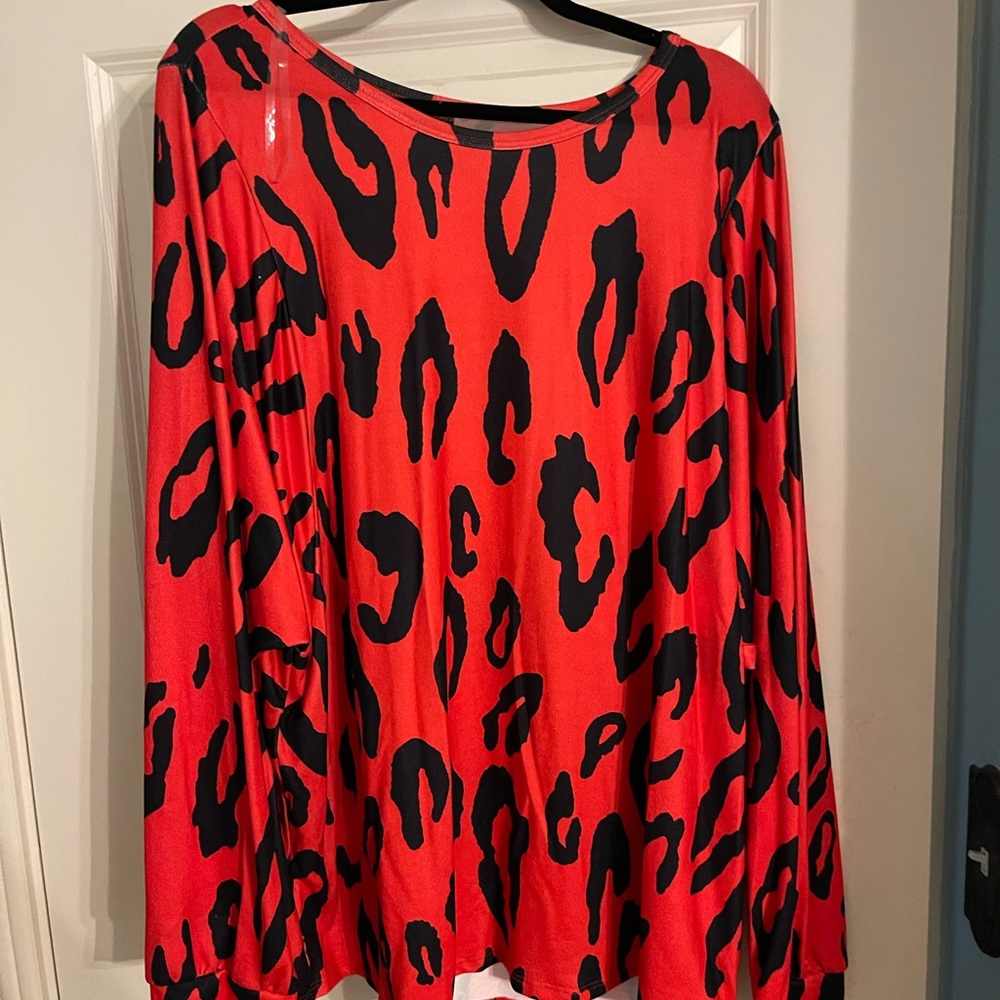 NWT Red & Black Knit/Jersey Blouse